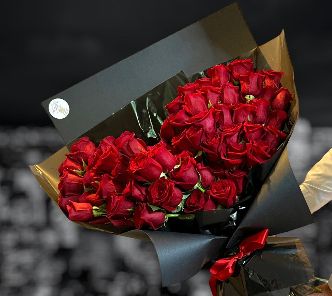 Ramo de rosas en forma de corazón