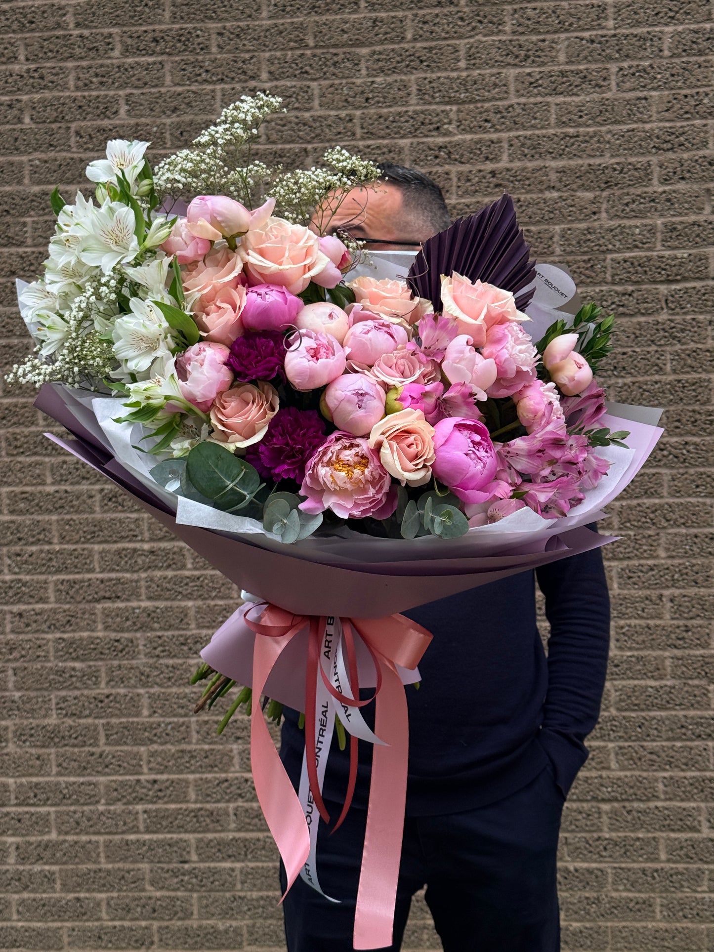 MODERN GARDEN PEONY BOUQUET