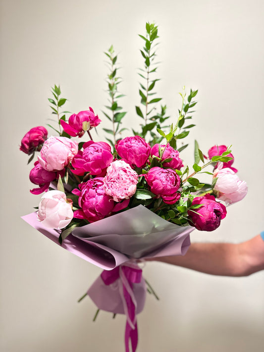 Celebrate Graduation with the Perfect Flower Bouquet
