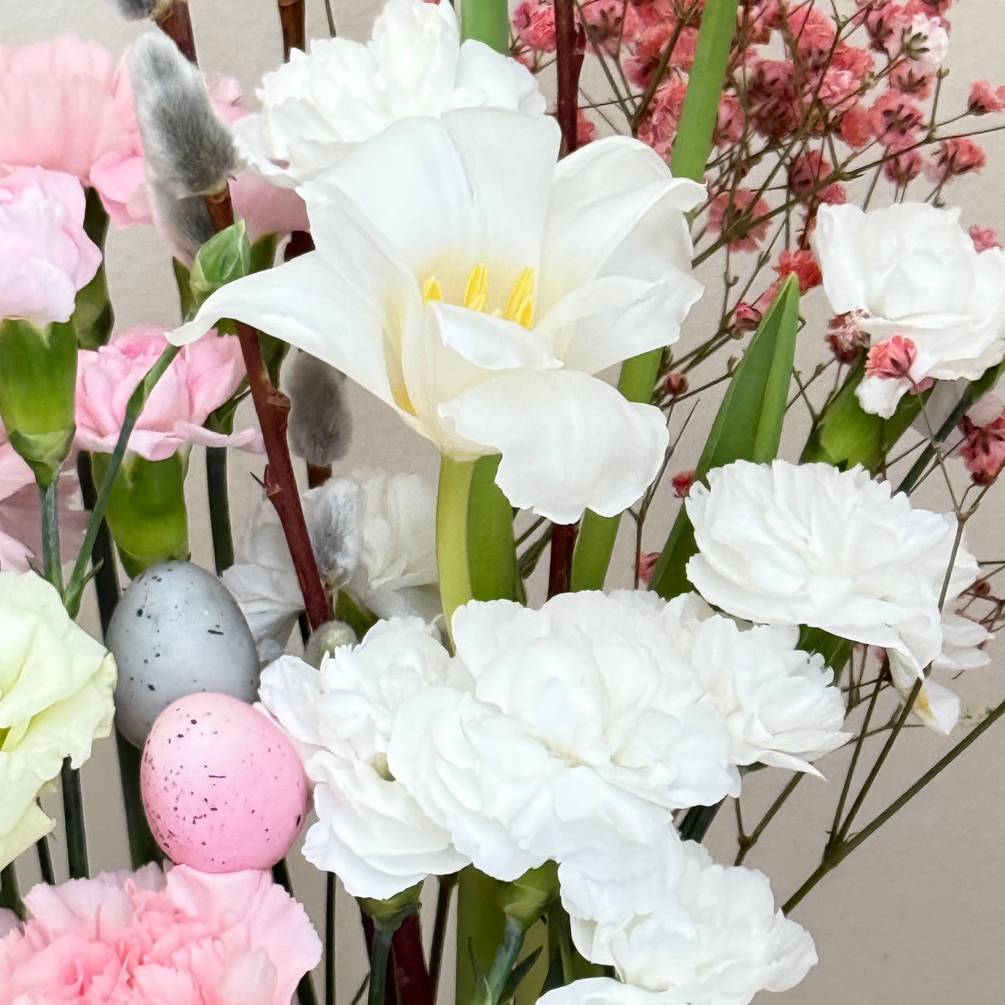 COMPOSITION FLORALE DOUCE