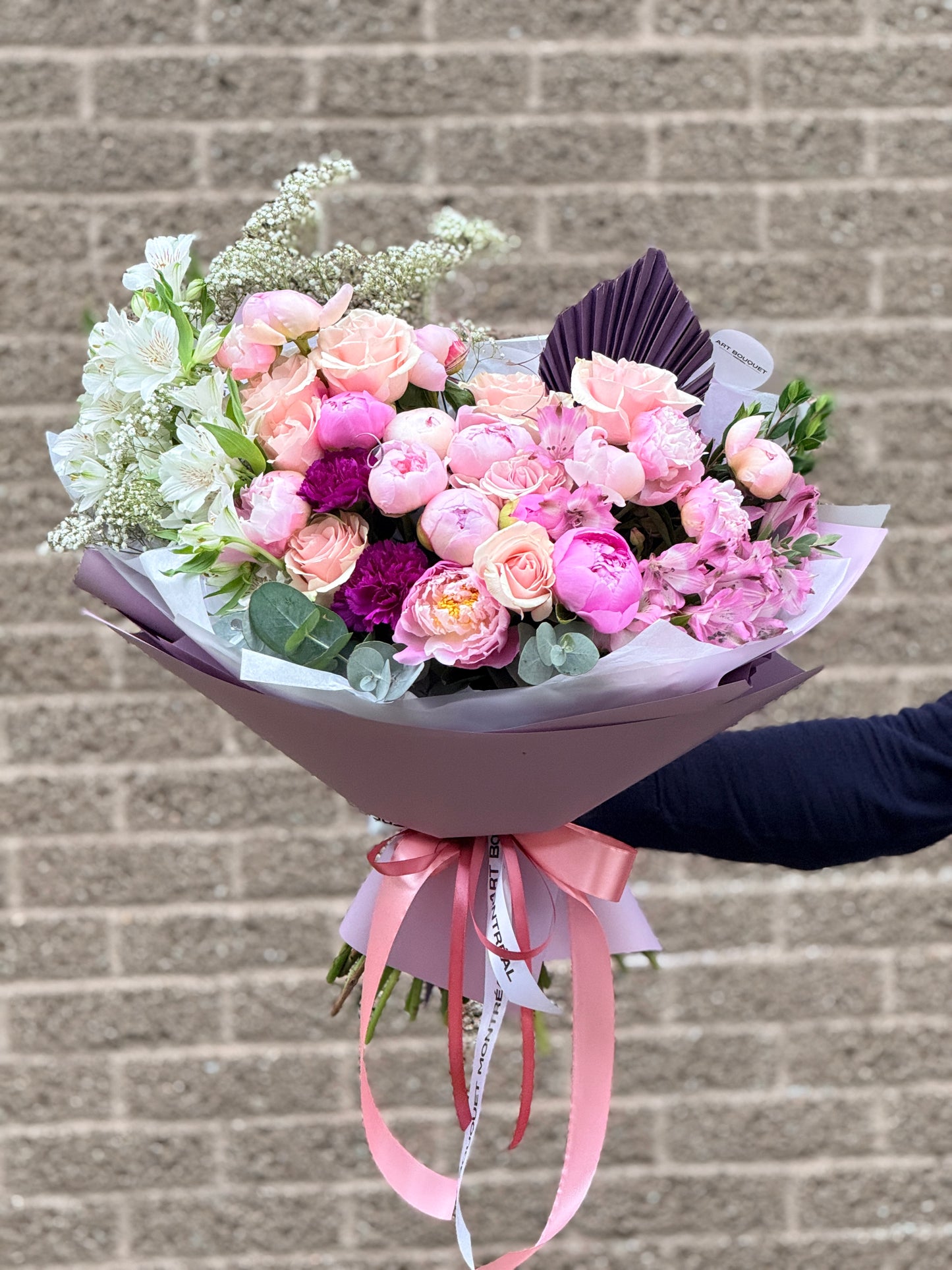 MODERN GARDEN PEONY BOUQUET